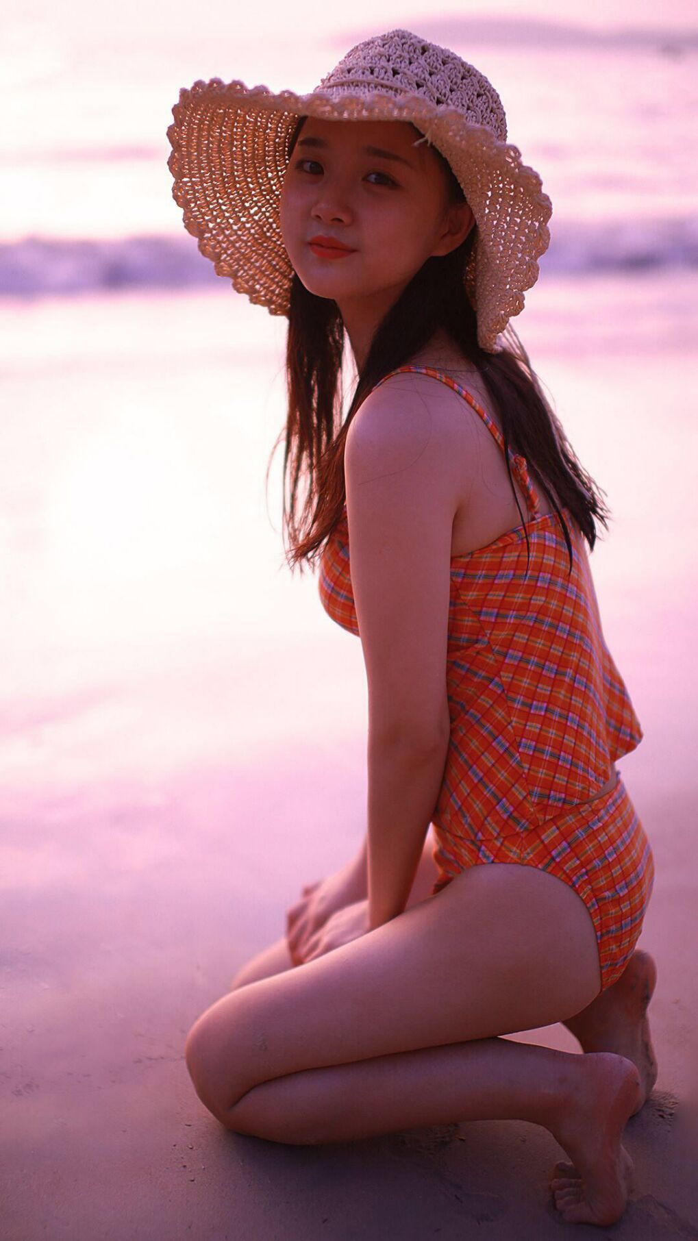 开云-高尔精准的传球帮助袋鼠队穿透对方防线，高尔夫袋鼠男装简介